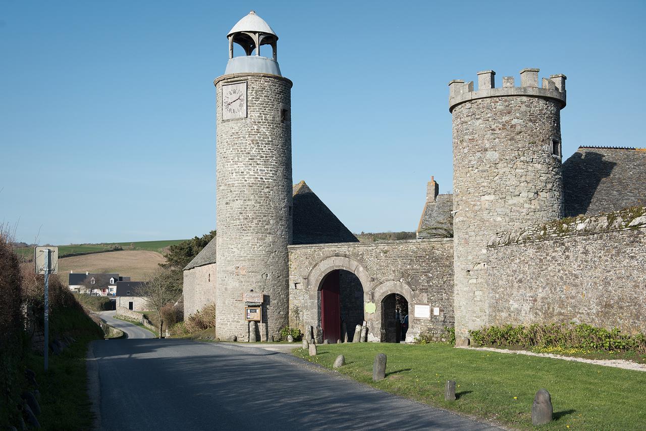 Oda ve Kahvaltı Chateau Du Rozel *
